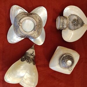 4 Vintage Sterling/Mother of Pearl snuff/pill Bottles